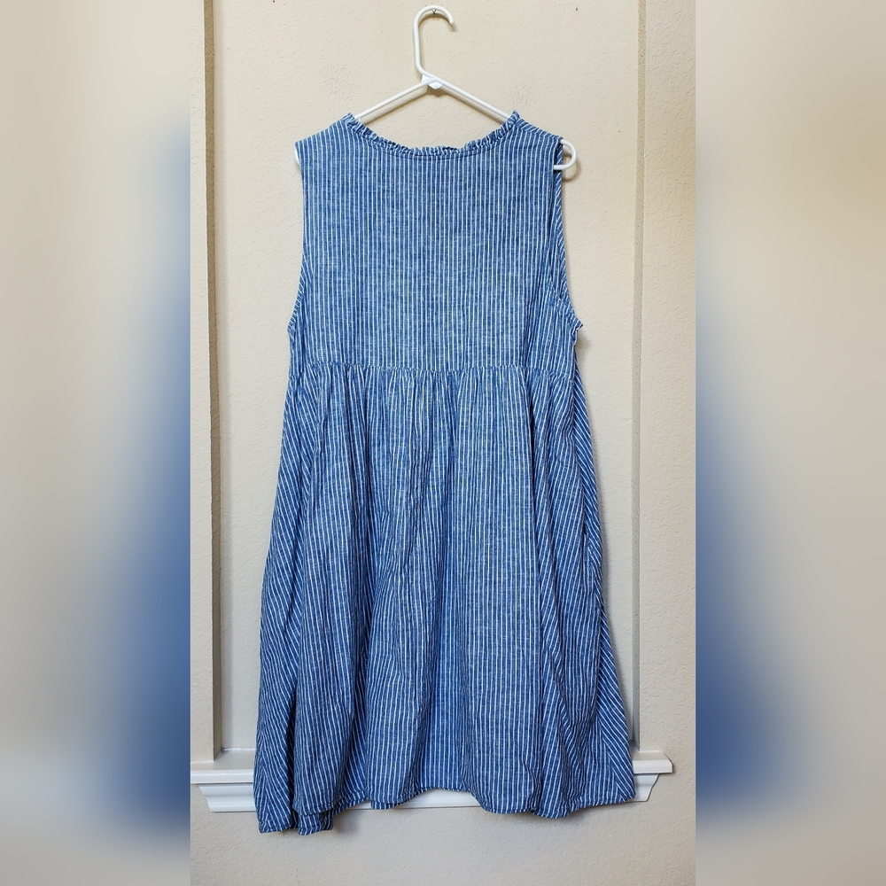St. John's Bay V Neckline Sleeveless Striped Dress.  Size XXL - Picture 4 of 5